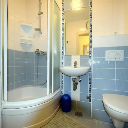 Ravlic Jelena By Interhome * Punat